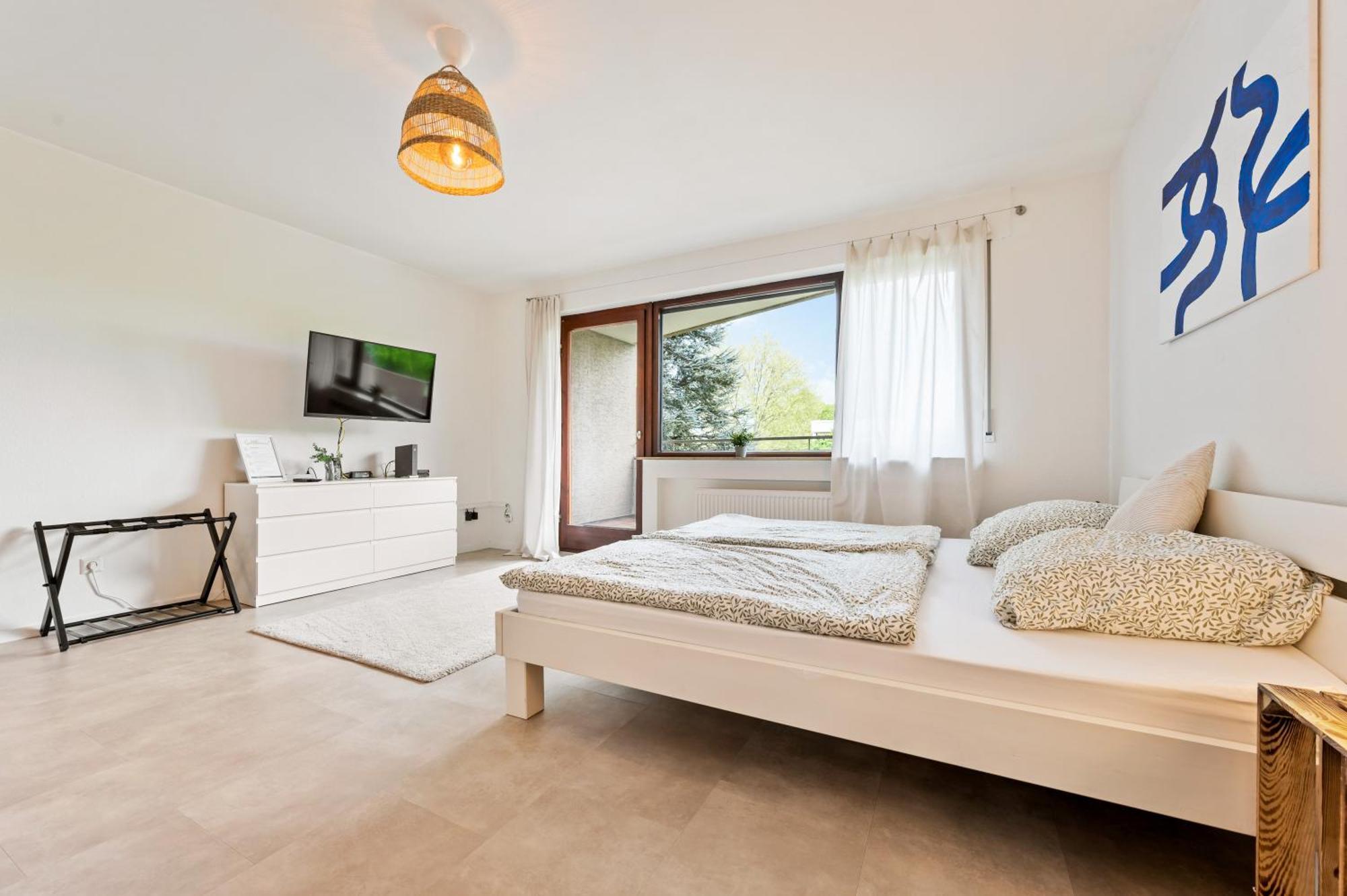 Idyl Kostenloser Privat-Parkplatz Wifi Smarttv Balkon Ludwigsburg Exterior photo